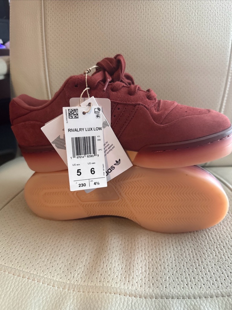 Adidas Rivalry Lux Low, Unisex Men Size 5 Women Size 6 (Nwob)